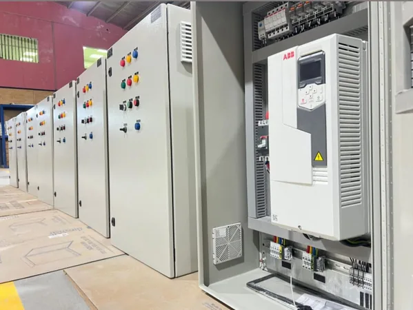 Main Busbar Alignment & Torque Testing